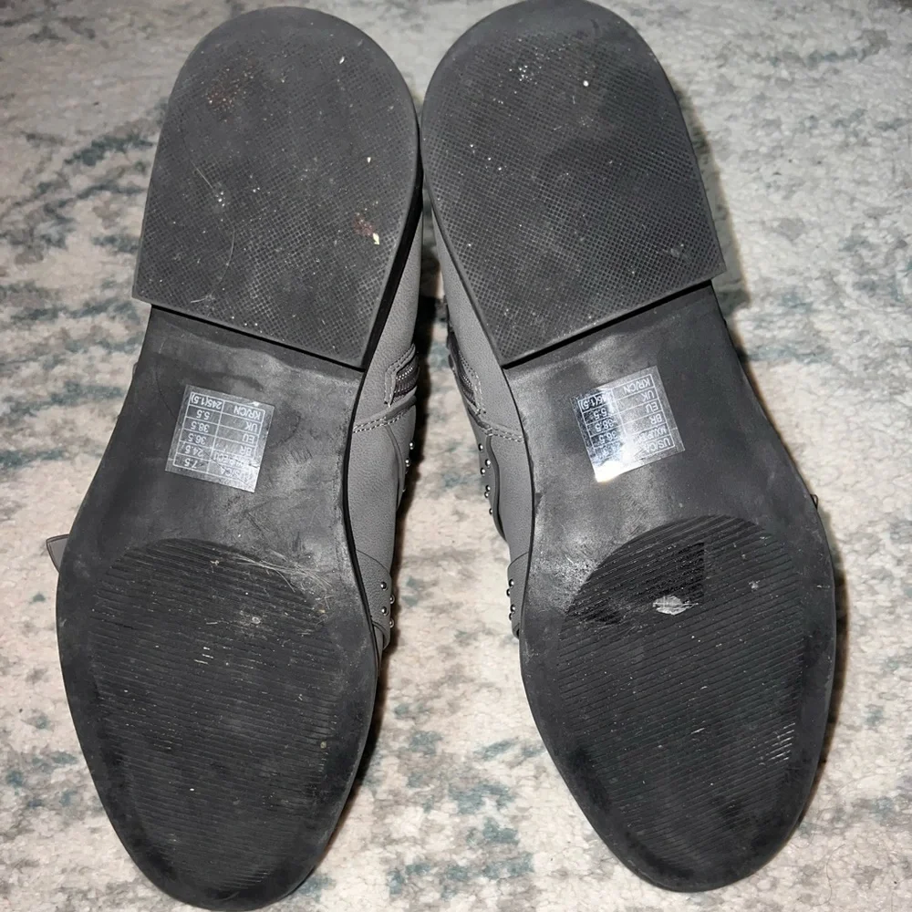 Forever 21 belted booties - Picture 6 of 6